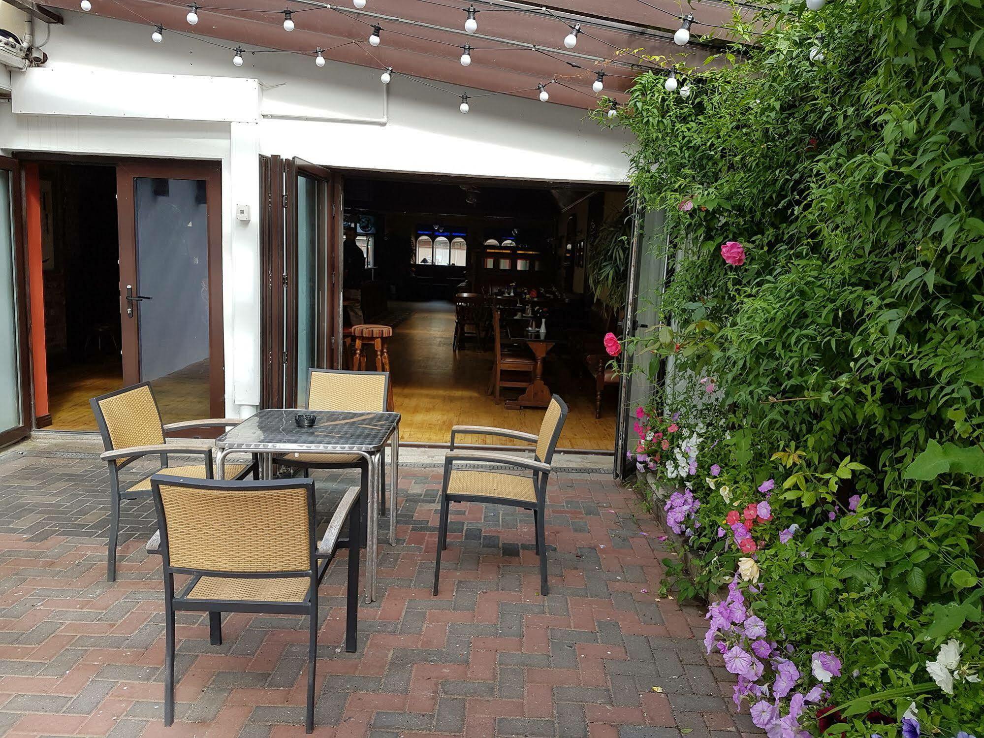 Hotel Myles Creek Kilkee Exterior foto