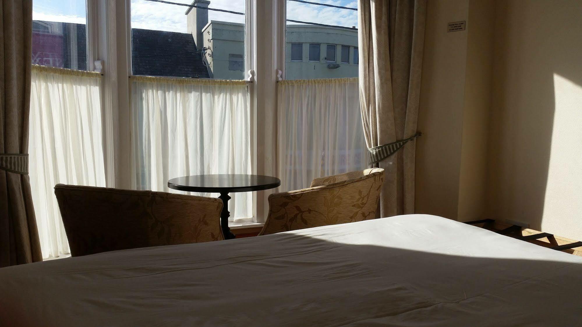 Hotel Myles Creek Kilkee Exterior foto